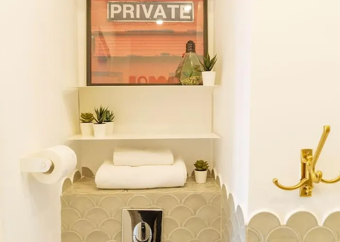 Amazing View Calea Victoriei Old Apartamento Bucareste