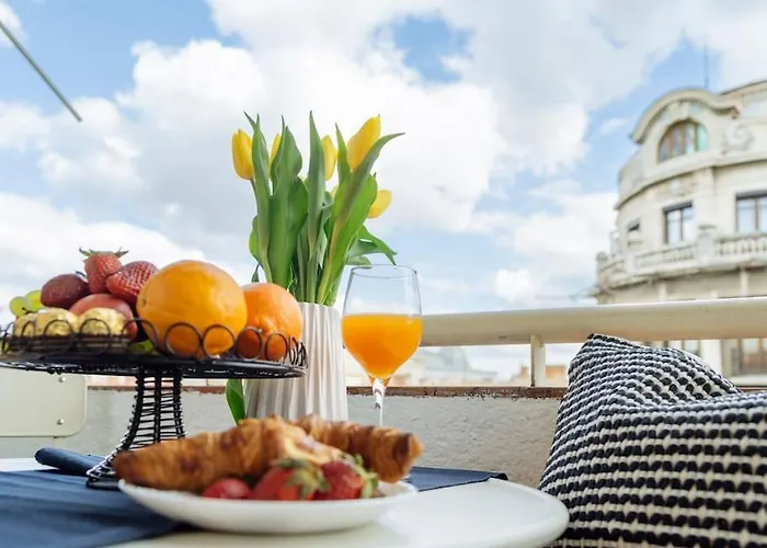 Amazing View Calea Victoriei Old * Bucareste