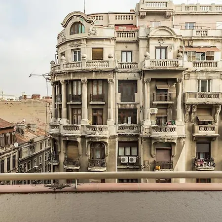 Amazing View Calea Victoriei Old Daire *