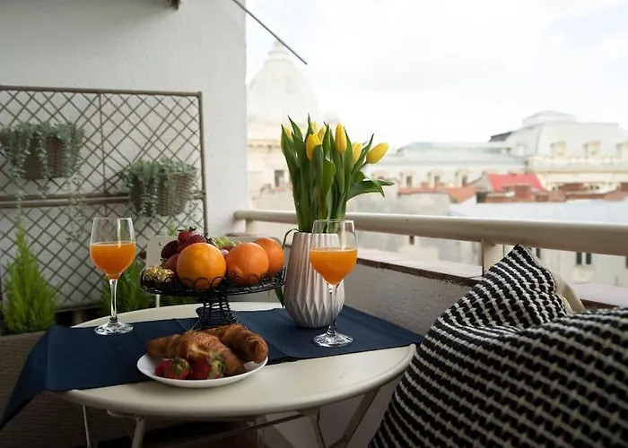 Amazing View Calea Victoriei Old *