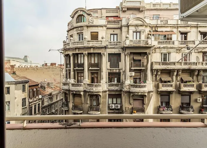Amazing View Calea Victoriei Old Daire *